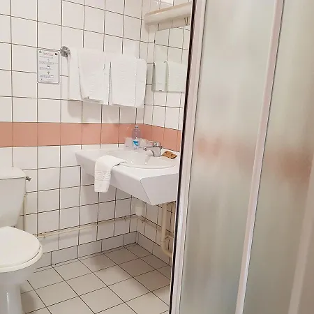 Villa Motel 3*