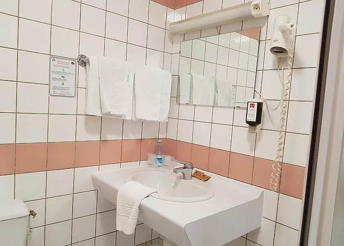 Villa Motel Hotel 3*